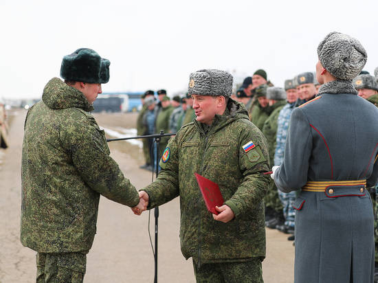 На полигоне под Волгоградом руководители региона и местных силовых структур проводят полевые сборы
