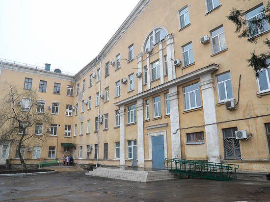 В Волгограде Андрей Бочаров откроет после ремонта здание роддома больницы № 7