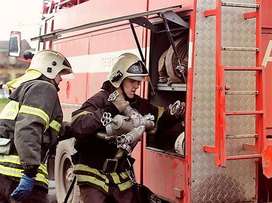 Аварийка волгоград кировский. Электроэнергия аварийная служба Волгоград Красноармейский.