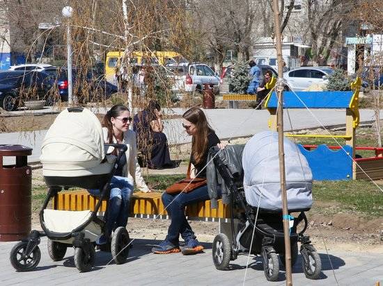 468 волгоградских семей получают федеральные выплаты на первенца
