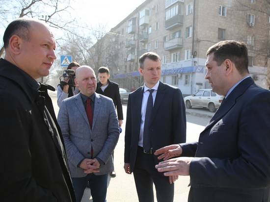 В Волгограде депутаты оценили качество переживших зиму дорог
