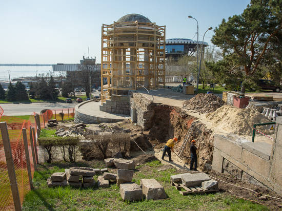 В Волгограде ротонду на набережной восстановят по архивам