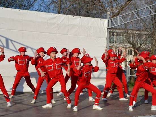 Раскачали: в пятницу вечером Волгоград стал «Танцующим городом»