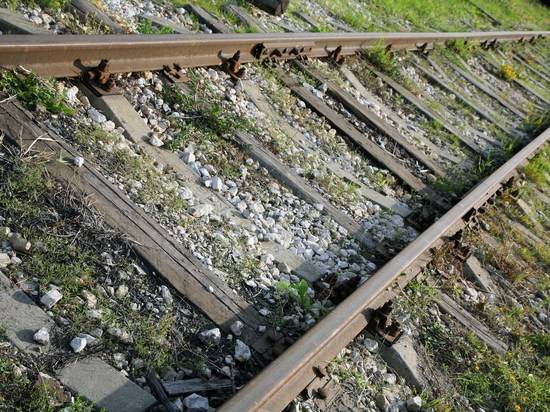 Волгоградец за рулем «десятки» потерял сознание и едва не выехал на железную дорогу
