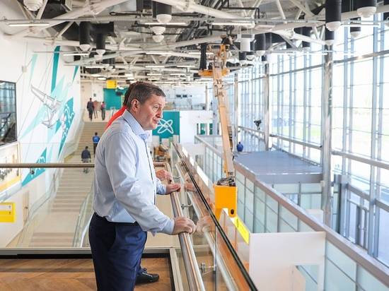 Андрей Бочаров инспектирует стройплощадку в волгоградском аэропорту