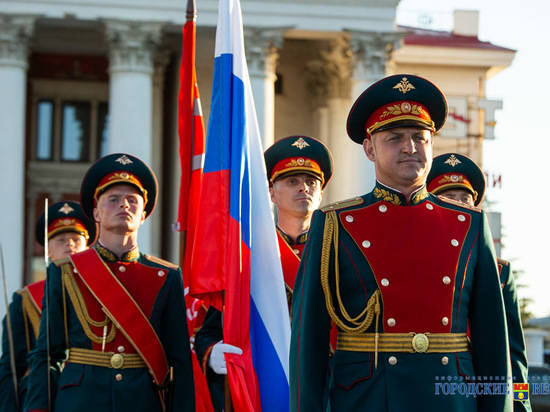В Волгограде отрепетировали парад Победы
