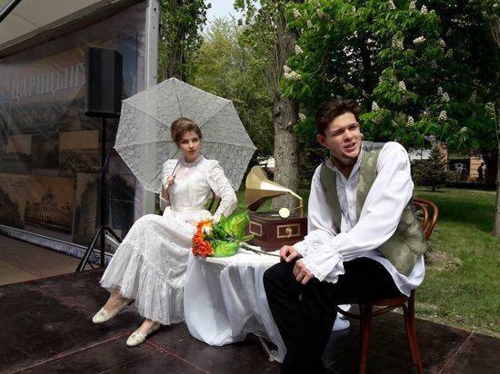 На празднике 9 Мая жители и гости Волгограда отправились в путешествие во времени