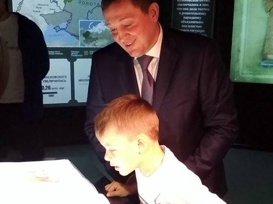 Андрей Бочаров  рассказал маленьким героям, как достигать успеха