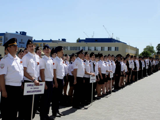 В Волгограде на слете собрались 500 учеников кадетских классов