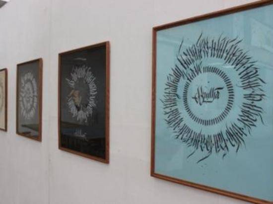 В Волгограде студентка открыла выставку каллиграфии