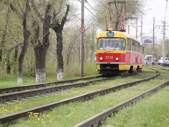 В Волгограде восстановлено движение трамваев после задымления вагона