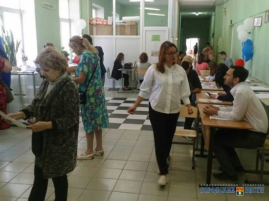 Предварительное голосование ЕР: в Волгоградской области к 10.00 явка составила почти 7 тысяч человек