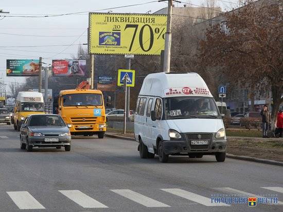 В Волгограде водители микроавтобусов под №15с и 57 получают штрафы каждый день