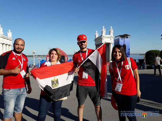 Волгоградские казаки и казачки покорили сердца египетских болельщиков