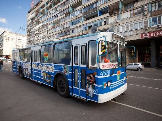 «Синий троллейбус» на время ЧМ-2018 представит новую программу
