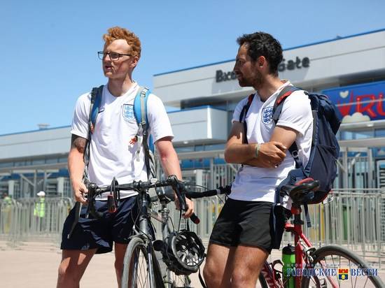 Английские фанаты на пути к Волгограду преодолели 4 тысячи км на велосипедах