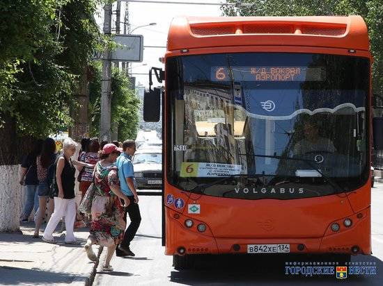 Пассажиры в Волгограде: Общественный транспорт сегодня работает как часы