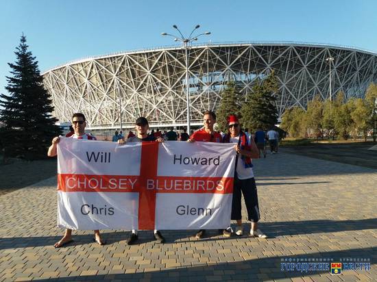 Футбольные болельщики готовятся посмотреть первый матч на «Волгоград Арене»