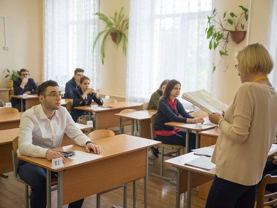 Волгоградские выпускники написали ЕГЭ по географии и информатике в резервный день