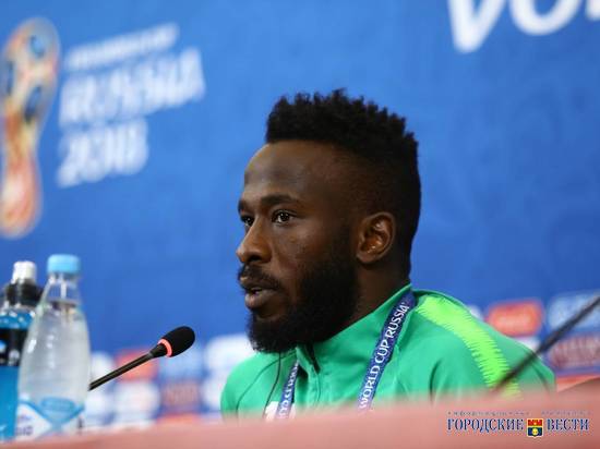 Форвард Саудовской Аравии в Волгограде поблагодарил болельщиков за поддержку