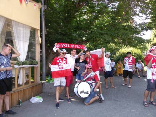 Польские болельщики в Волгограде: «Спасибо России за теплый прием»