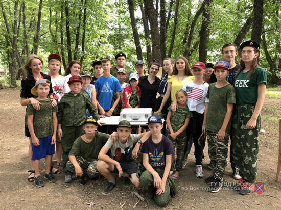 Дети из полицейской смены лагеря под Волгоградом узнали об одорологии
