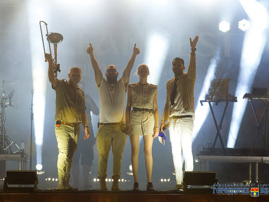 В Волгограде начался концерт всемирно известной группы Kadebostany