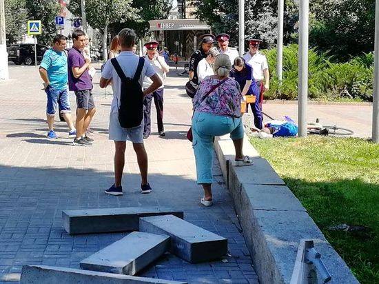 В Волгограде велосипедист умер посреди улицы