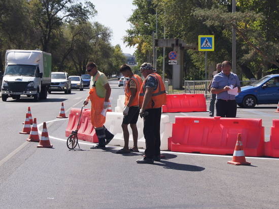 В Волгограде на пересечении Комсомольской и набережной ввели круговое движение
