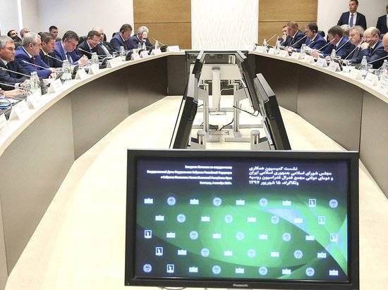 Между странами и регионами: в Волгограде обсудили перспективы российско-иранских отношений