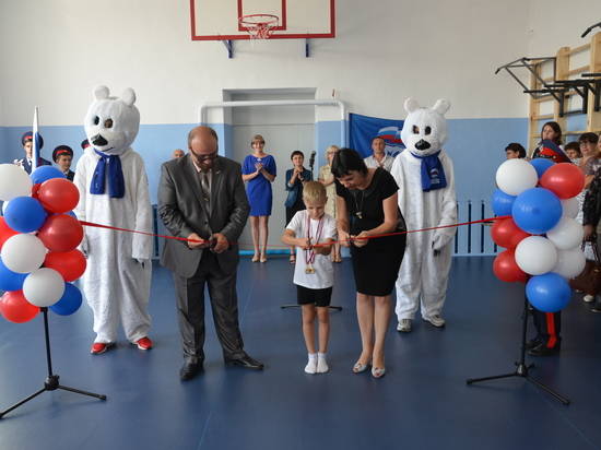 В 12 сельских школах Волгоградской области обновляют спортзалы