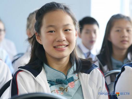 В Волгограде школьников из Китая знакомят с русской культурой