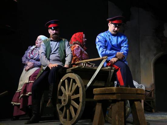 Волгоградский Казачий театр начал сезон с «Тихого Дона»