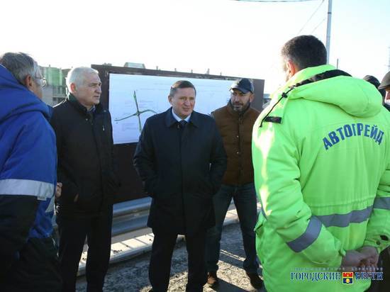 Вторую очередь моста через Ахтубу для машин откроют до конца 2018 года