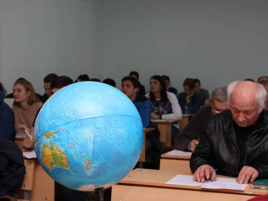 В Волгограде более 50 человек написали Географический диктант
