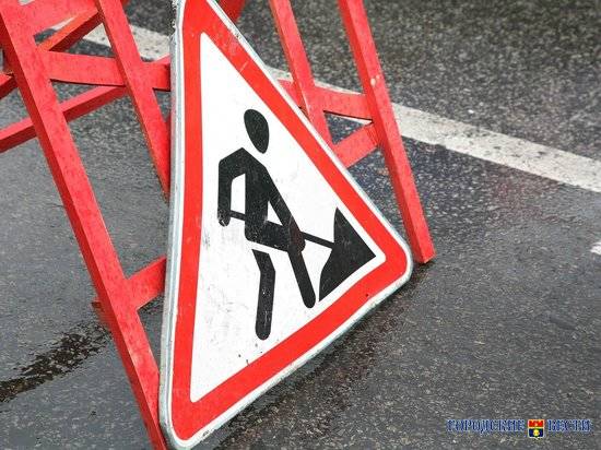 В Волгограде подрядчик по решению суда восстановит покрытие на дороге