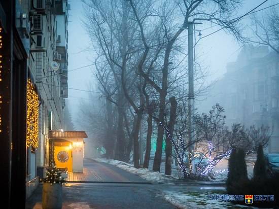 Туман и гололед будут преследовать Волгоград до четверга