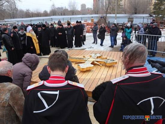 Заслуженный строитель: «Собор Александра Невского — еще одна победа губернатора и Волгоградской области»
