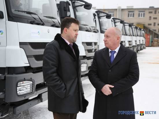 Новые машины и контейнеры: в Волгограде меняется схема обращения с мусором