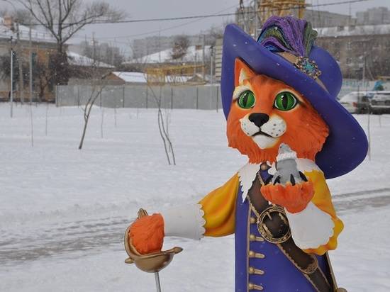 Парк «Сказка» в Волгограде облюбовали сказочные персонажи