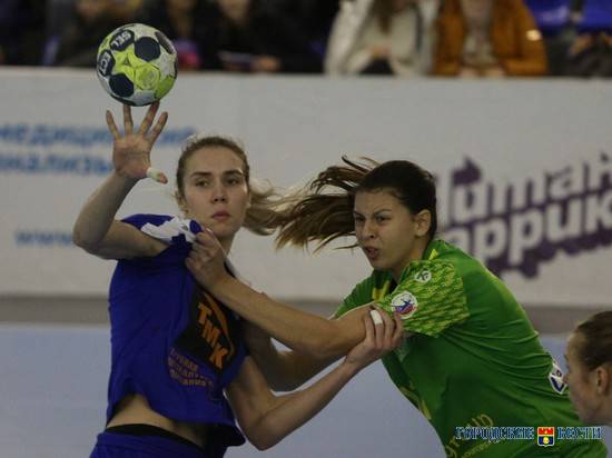 Гандболистки «Динамо-Синара» на своем поле проиграли «Кубани»