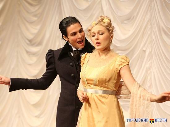 В волгоградском НЭТе представили публике «Горе от ума»