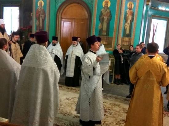 В Волгограде отслужили молебен о прибытии нового митрополита