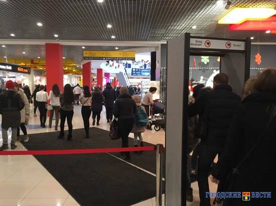 Посетителей ТРК «Мармелад» эвакуировали из-за пожарной сигнализации