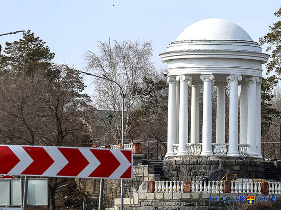 На Центральной набережной Волгограда высадят 10 тысяч деревьев и кустарников