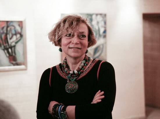 В волгоградском музее пройдет вернисаж «Синяя всадница желтых степей»