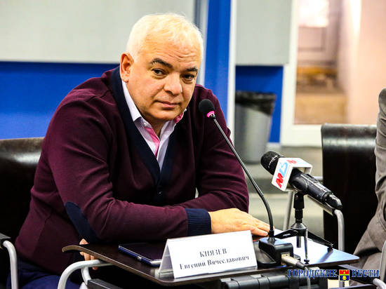 Фейки и профессиональная этика: в Волгограде обсудили проблемы современной журналистики