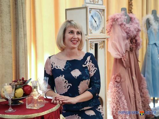 Волгоградцам в День театра раскрыли секреты закулисья