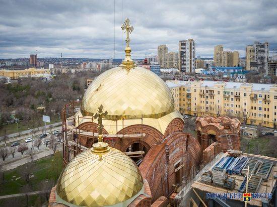 Новый купол собора Александра Невского попал в объектив волгоградского фотографа