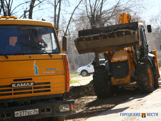В Волжском начался ремонт улицы XIX Партсъезда